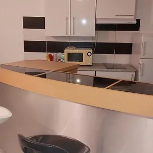 T2,netflix,wi Fi,centre,tram,bus,proche Opéra Et Toutes Facultées Appartement
